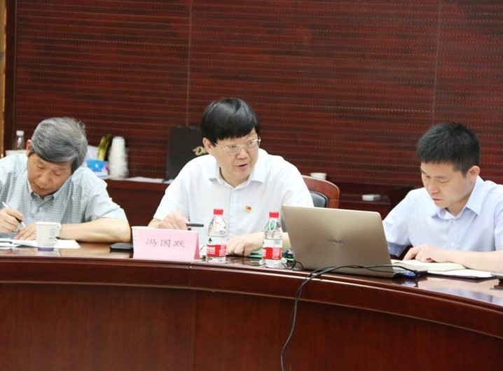 我司組織召開科技中介行業(yè)協(xié)會理事會，市科技局領(lǐng)導(dǎo)到會指導(dǎo)工作
